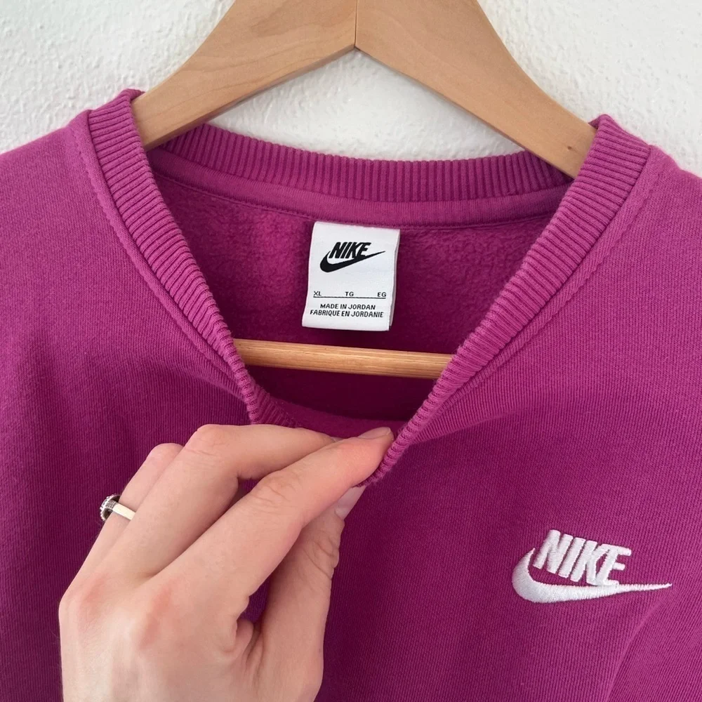 Nike Magenta Crewneck Sweatshirt